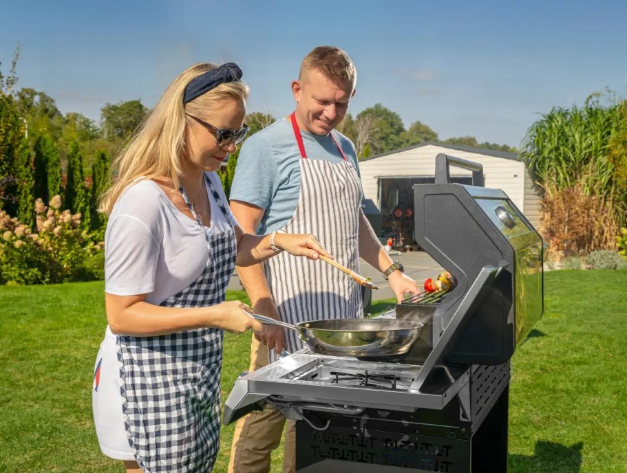 Grill gazowy Batory 1000 DEDRA NG1000 17 kW z 5 palnikami
